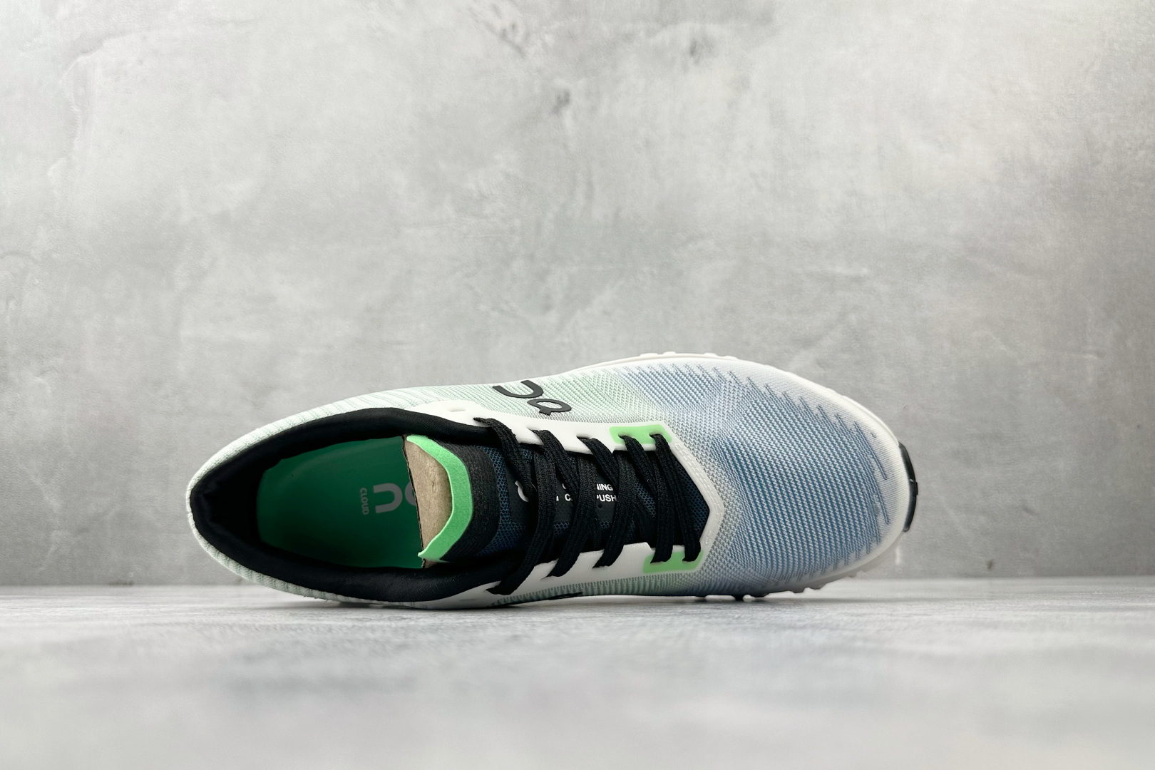 180 On昂跑 Cloud 6 Push M 白绿蓝 3MF1005