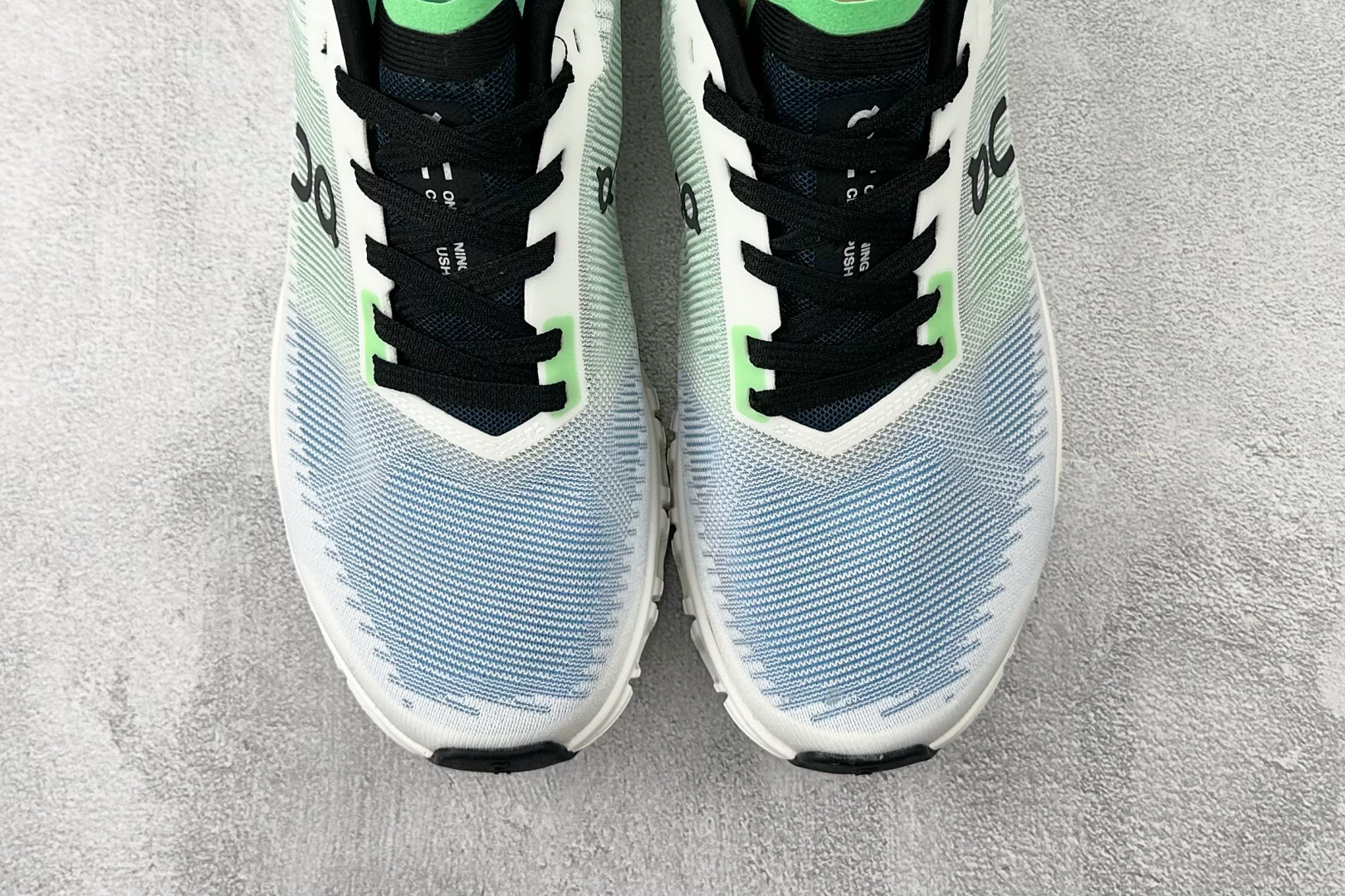 180 On昂跑 Cloud 6 Push M 白绿蓝 3MF1005