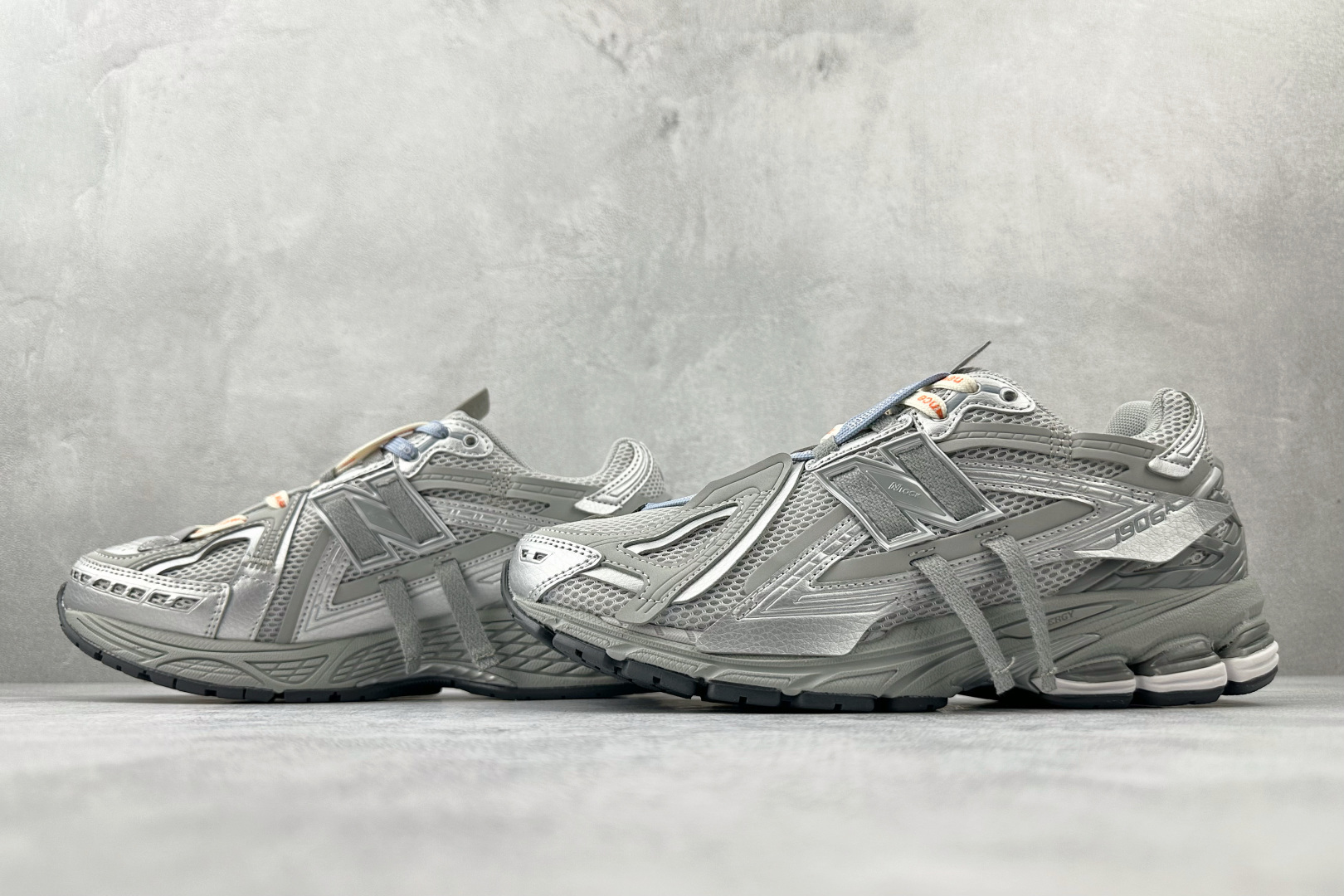 260 New Balance NB 1906A 银灰色 M1906AG