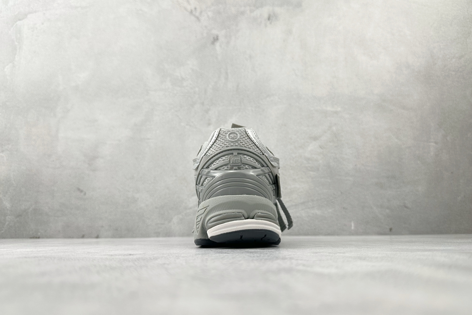 260 New Balance NB 1906A 银灰色 M1906AG