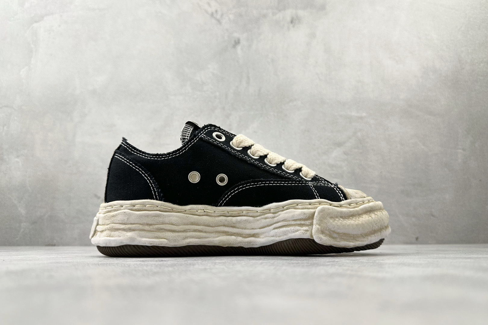 220 MIHARA YASUHIRO三原康裕 黑色 A13FW713