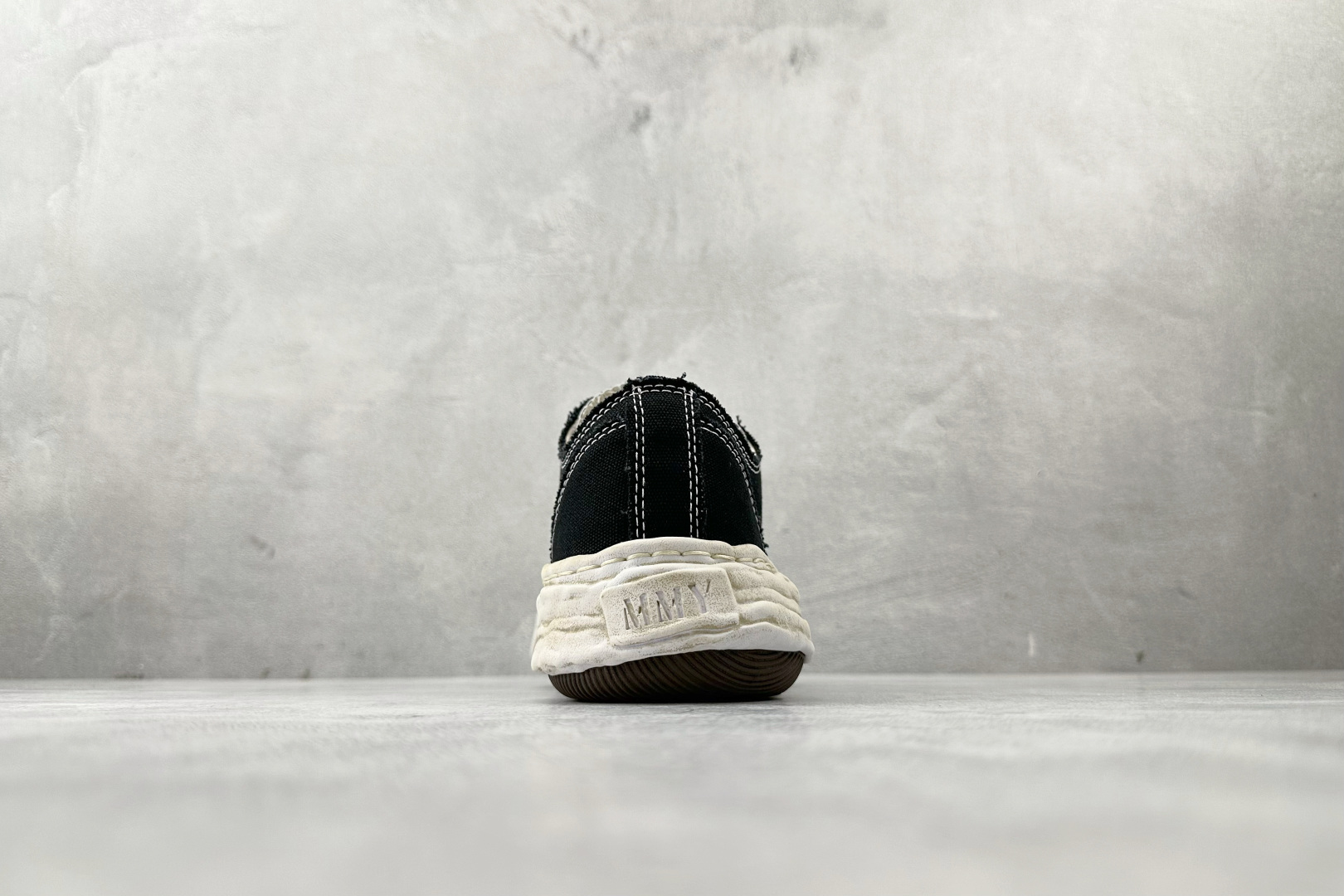 220 MIHARA YASUHIRO三原康裕 黑色 A13FW713