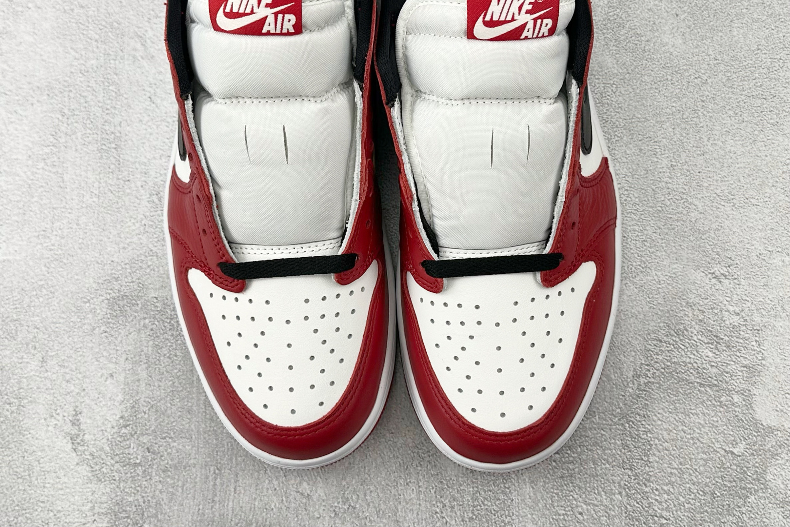 全新工厂开发 Jordan Air Jordan 1 RETRO LOW ”Black Muslin Varsity Red”红白黑 HQ6998-600 全新工厂开发 Jordan Air Jordan 1 RETRO LOW ”Black Muslin Varsity Red”红白黑 HQ6998-600