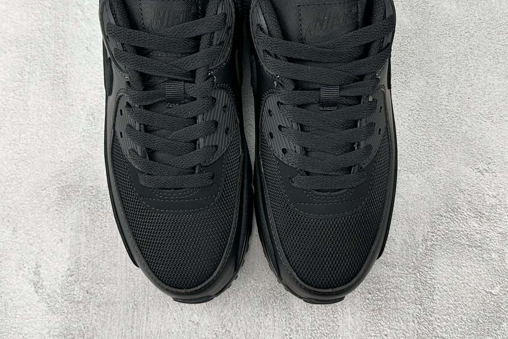 Max 原版开发 Nike Air Max 90 黑色货号：CN8490-003尺码：39 40 40.