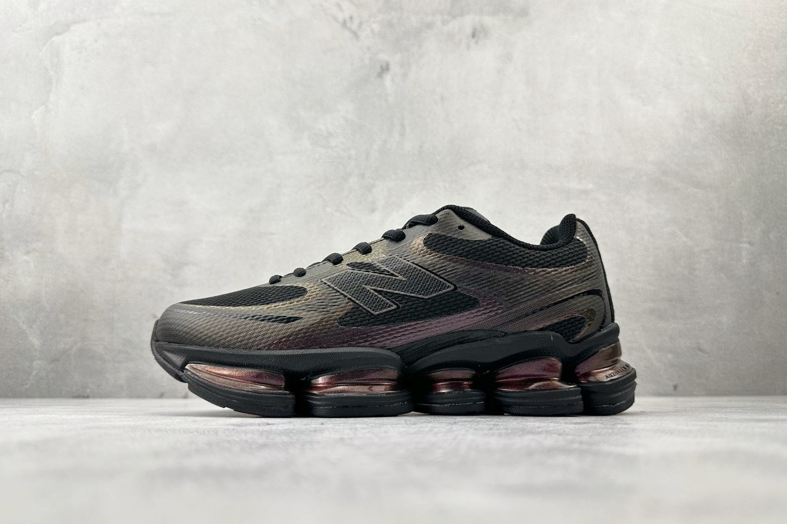 C 版 大厂出品 New Balance ABZORB 2000 黑绿色货号：U2000。PB尺码：36