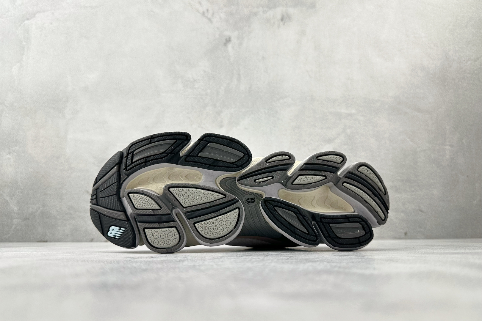 C 版 大厂出品 New Balance ABZORB 2000 灰粉色货号：U20005F9尺码：36