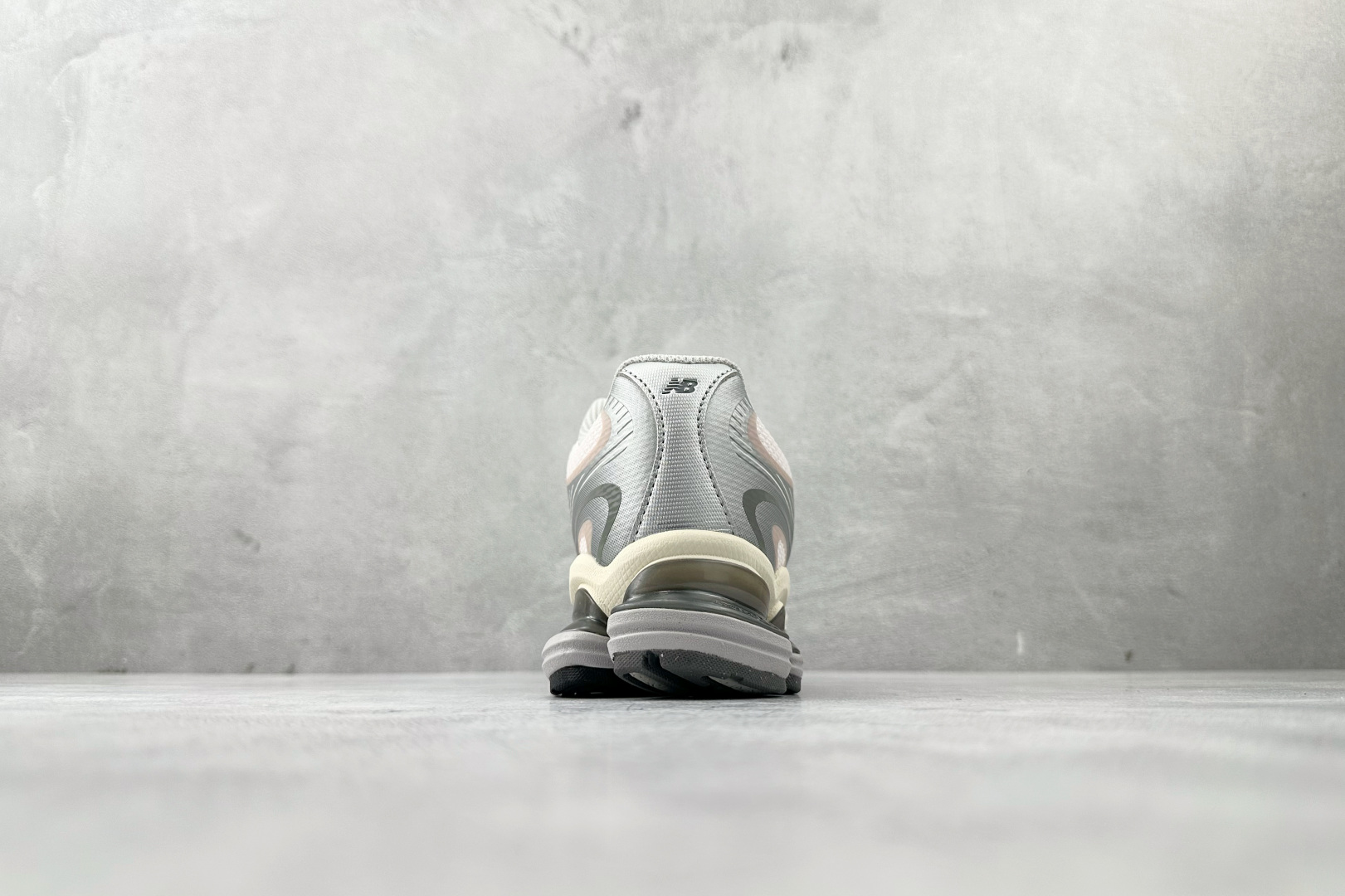 C 版 大厂出品 New Balance ABZORB 2000 灰粉色货号：U20005F9尺码：36