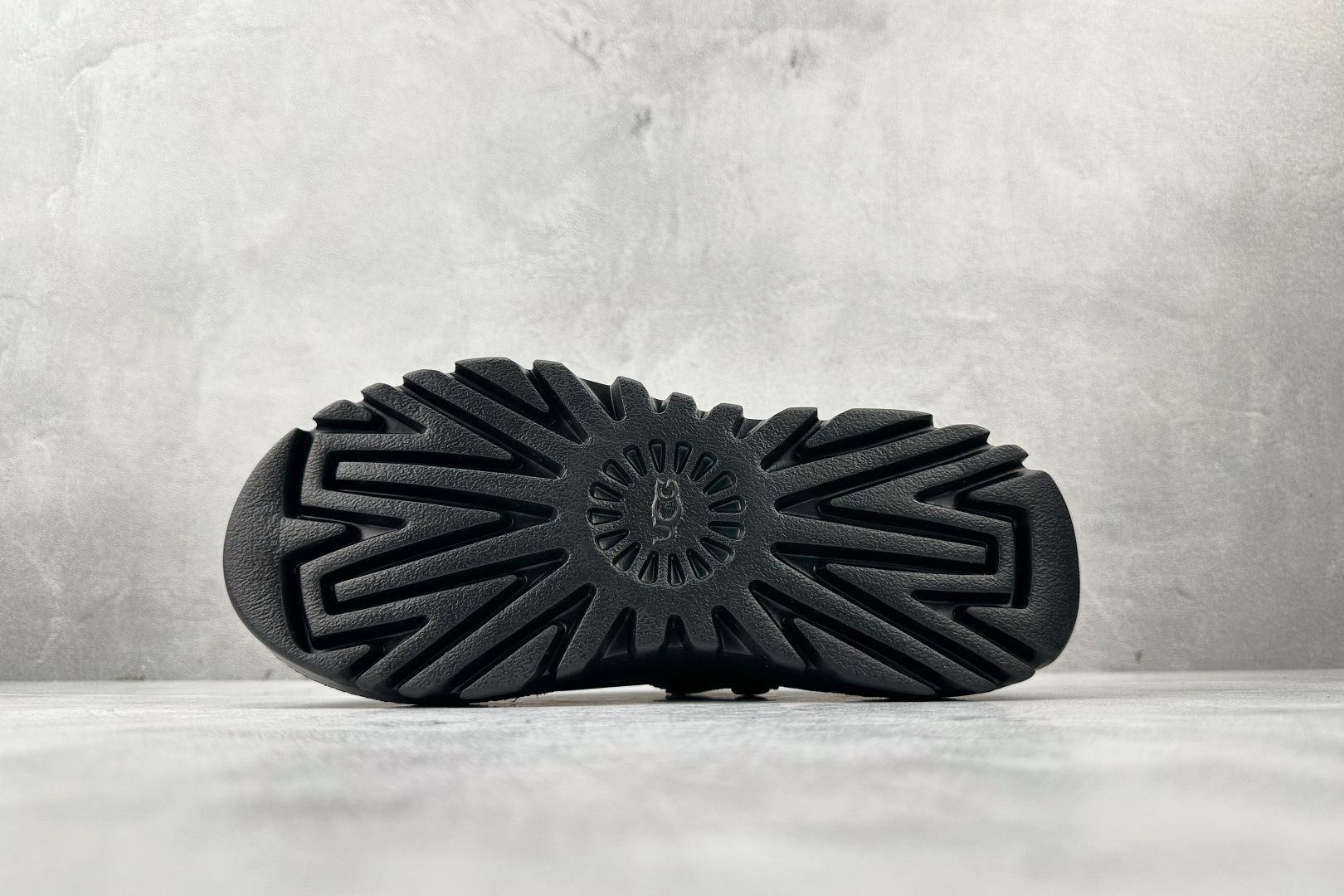 190 东南亚订单 UGG PeakMod Lowcut 黑色 1171355-BBLC