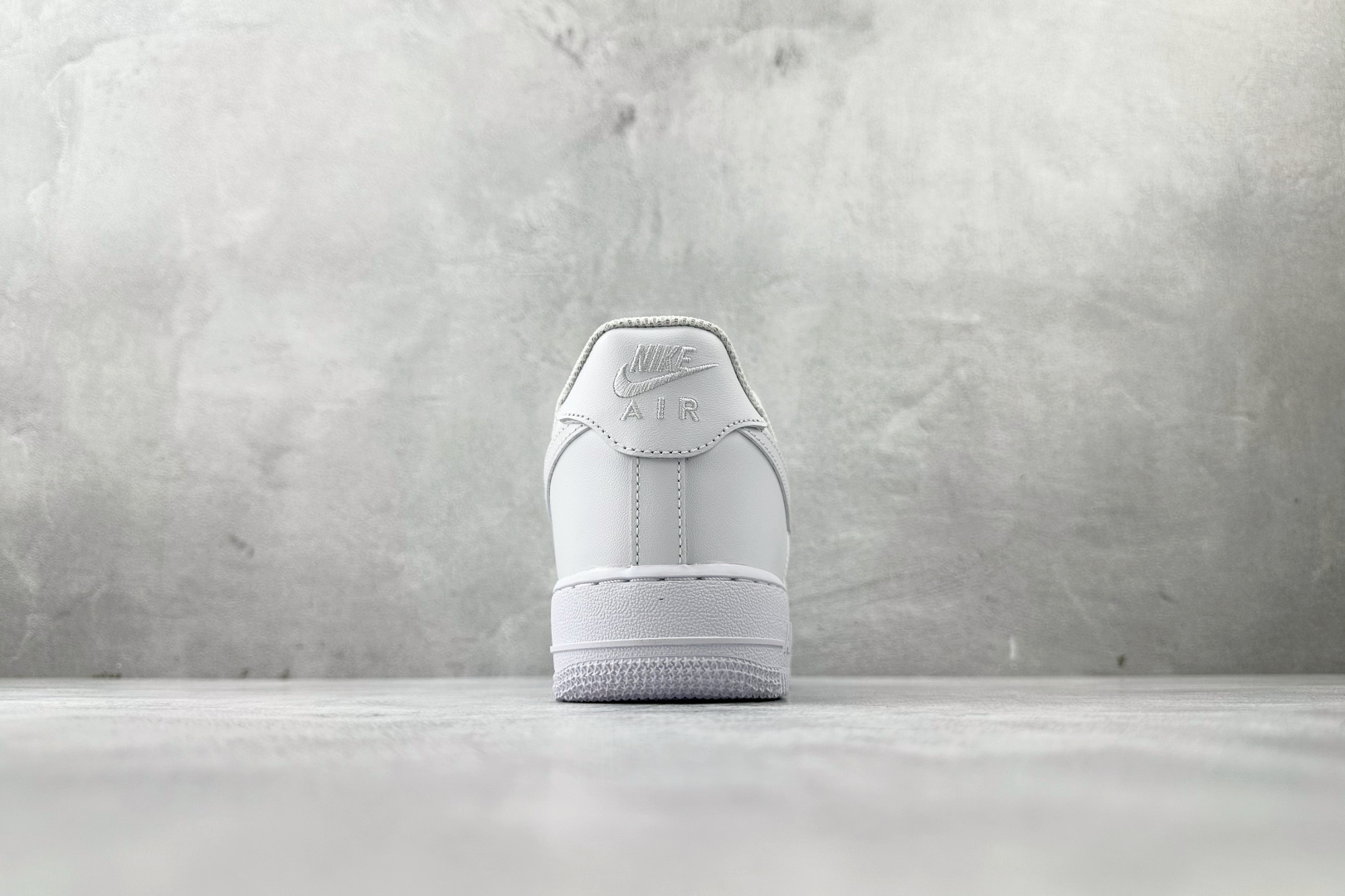 180 全新工厂开发 Nike Air Force 1 07 纯白 CW2288-111