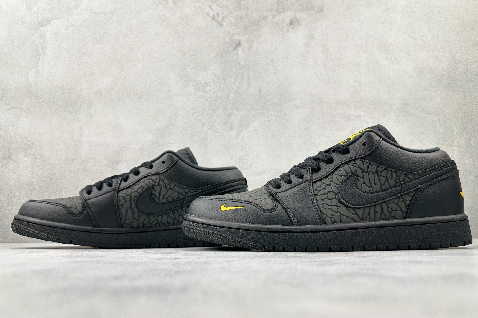 200 综合版 Jordan Air Jordan 1 黑色 IM6568-010