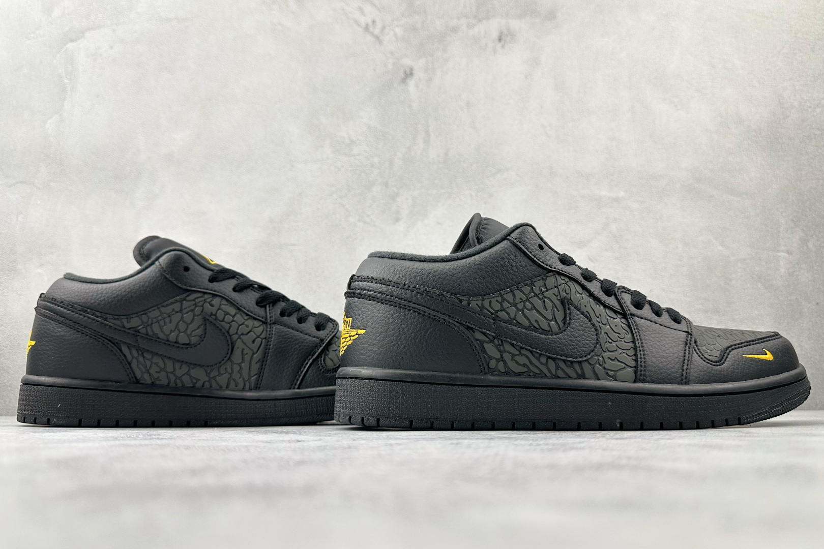 200 综合版 Jordan Air Jordan 1 黑色 IM6568-010
