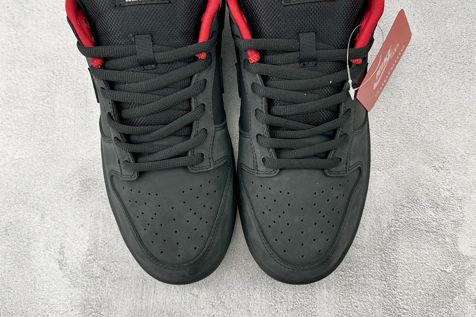 Supreme x Nike Dunk SB DUNK LOW PRO QS黑色 HQ8487-001-High Quatity Cheap Brand wholesale wholesaler seller Clothes Bags handbags Sneakers Top Fashion Clothing Shoes from China Factory Chinese suppliers best Quality Beautiful Price Supreme x Nike Dunk SB DUNK LOW PRO QS黑色 HQ8487-001