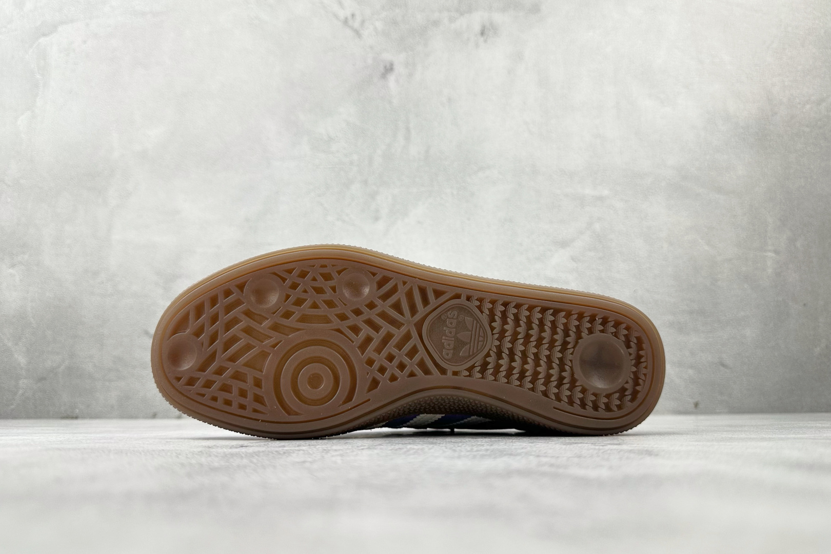 XC adidas originals HANDBALL SPEZIAL 紫白货号：KI5935尺码：3