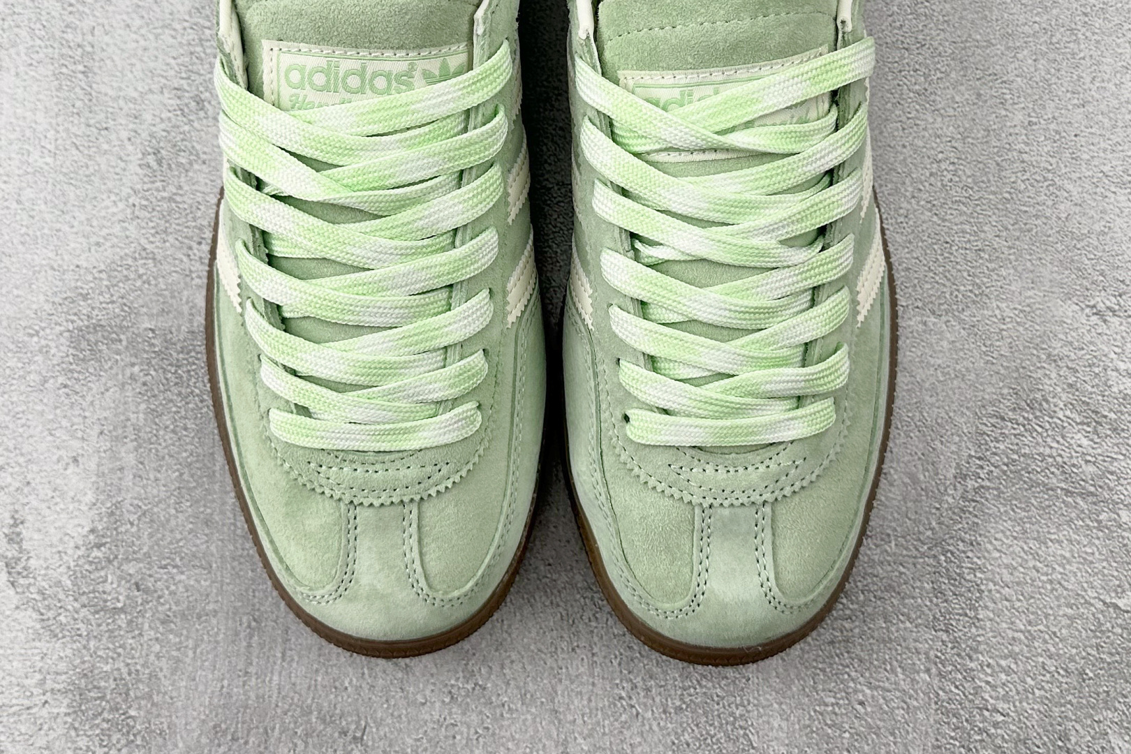 XC adidas originals HANDBALL SPEZIAL 绿白货号：KI5932尺码：3
