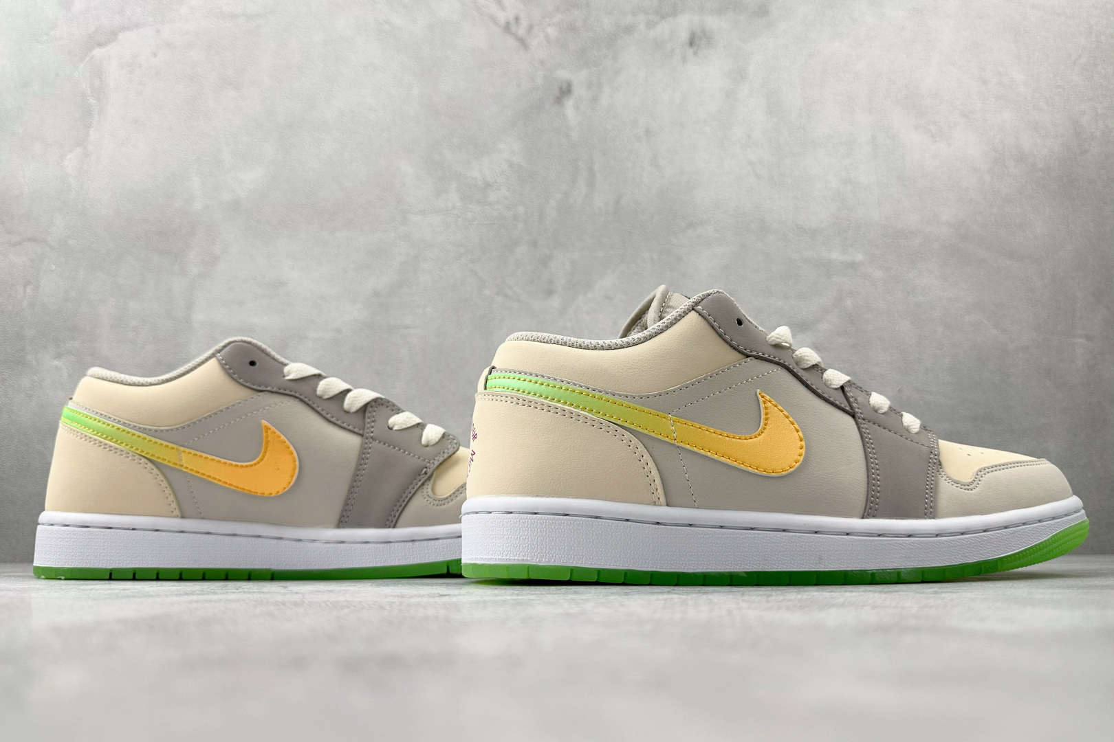 200 综合版 Jordan Air Jordan 1 灰粉色 HQ2030-001