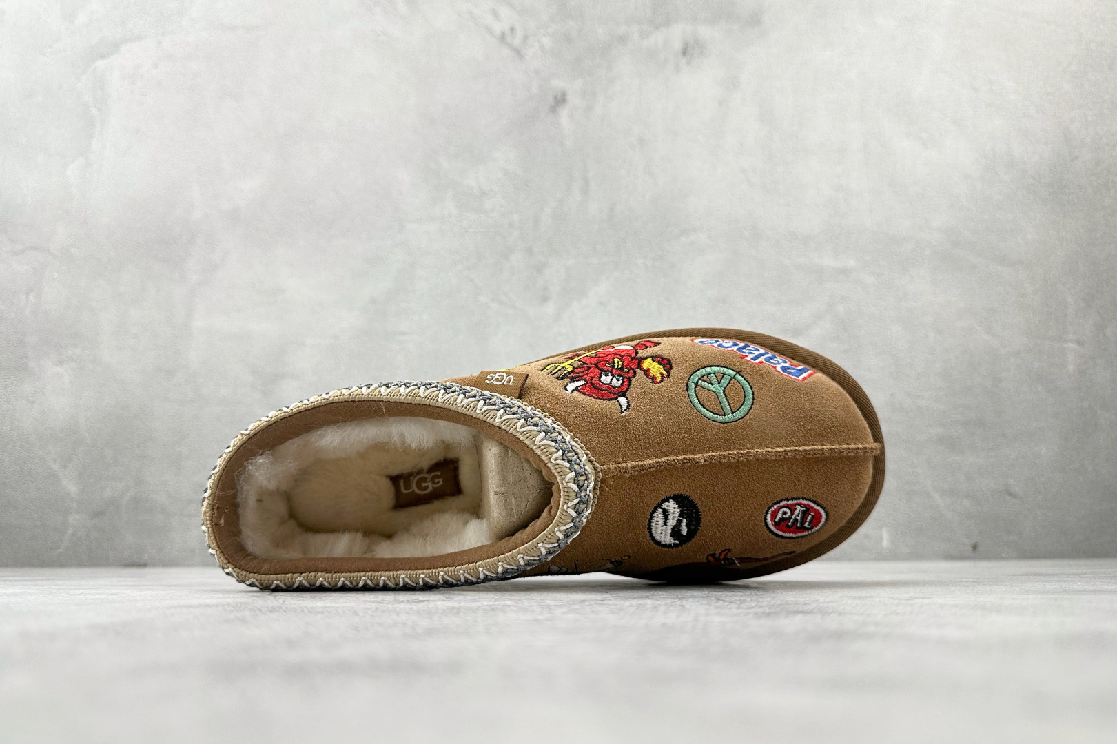 280 PALACE × UGG Tasman 棕色 1157290-CHE