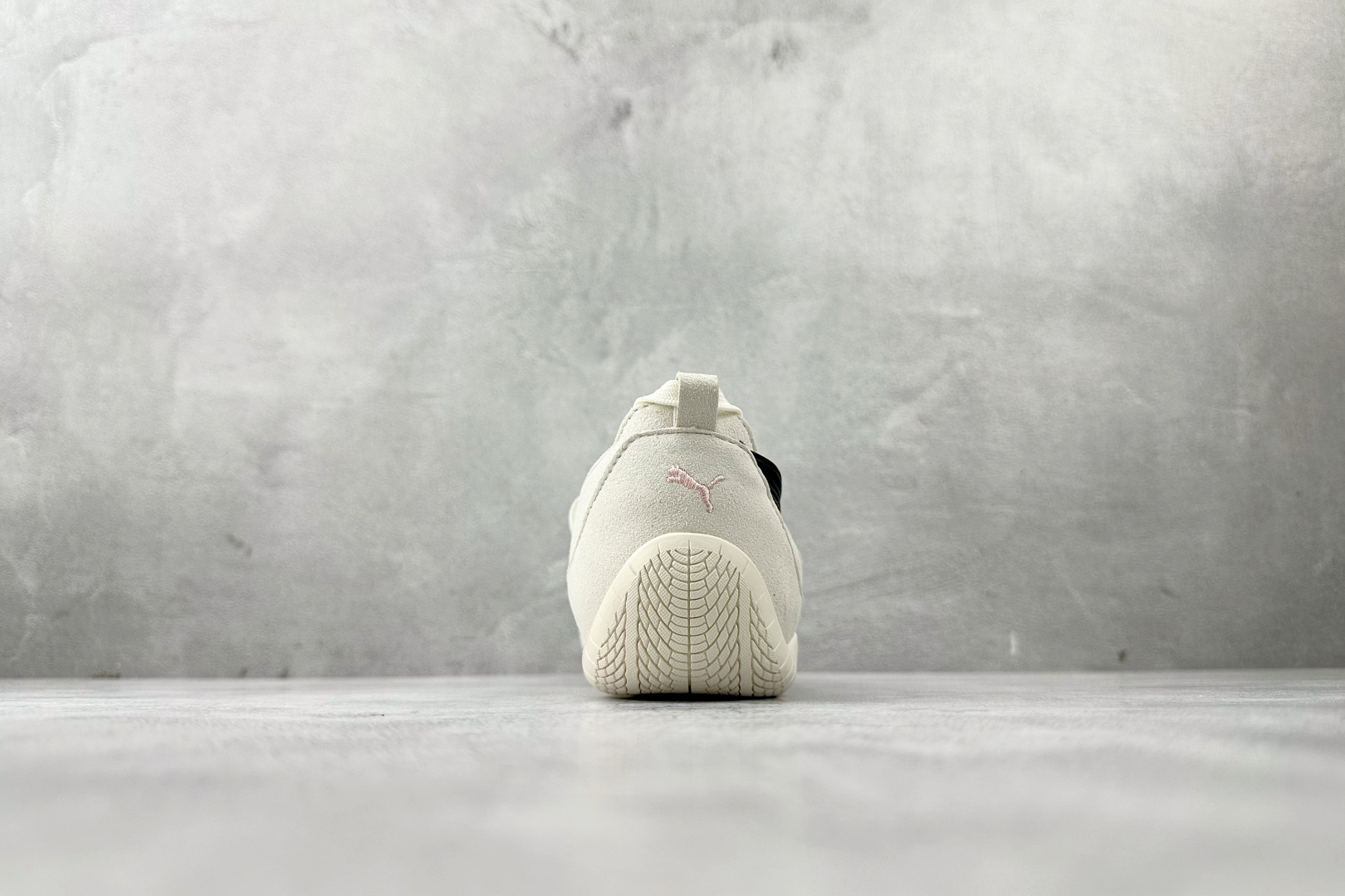 ZX 神版 ROSE x PUMA彪马 speedcat 黑白货号：-01尺码：36 36.5 37 3