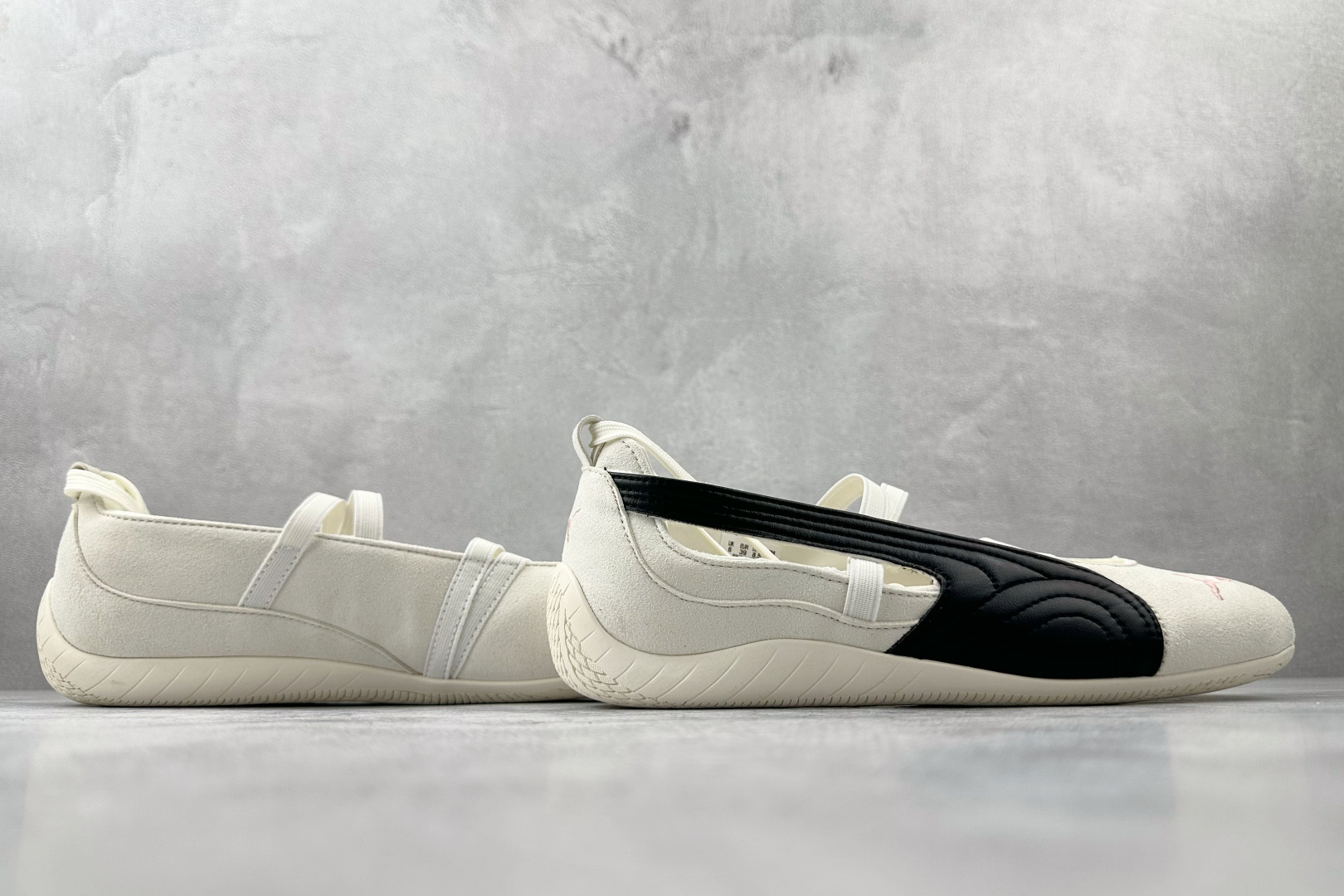 ZX 神版 ROSE x PUMA彪马 speedcat 黑白货号：-01尺码：36 36.5 37 3