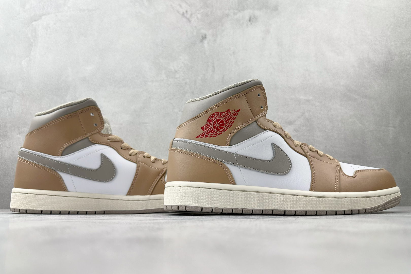 200 综合版 Jordan Air Jordan 1 白橙 DQ8426-200