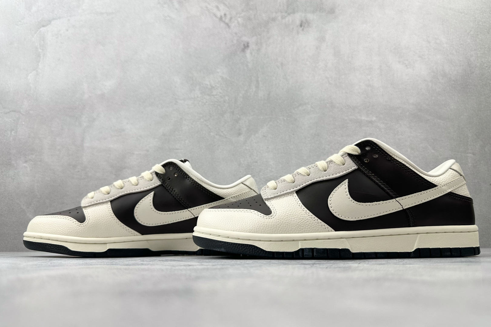 220 Nike Dunk Low 棕白 IH7333-200