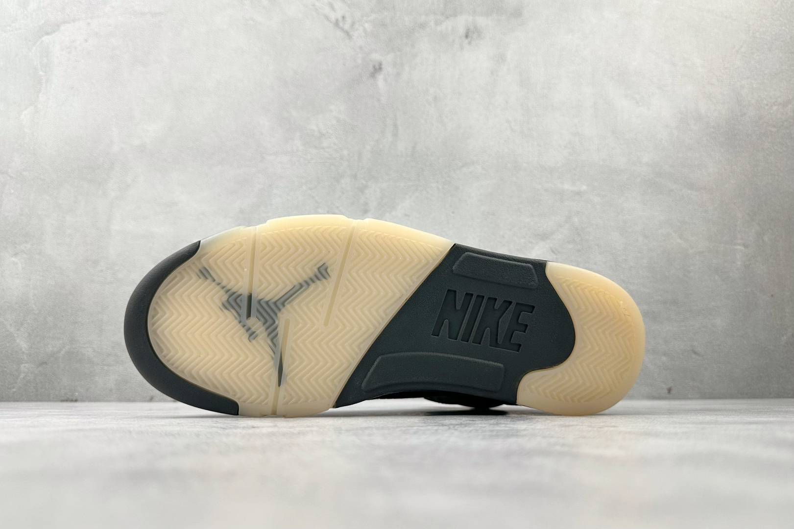 470 顶级纯原 PSG x Jordan Air Jordan 5 Retro 黑色 HQ3004-001-Chinese UA Cheap High Quatity Brand Clothes Bags handbags Sneakers wholesale wholesaler seller from China Factory suppliers Fashion Clothing Shoes best Quality Beautiful Price 470 顶级纯原 PSG x Jordan Air Jordan 5 Retro 黑色 HQ3004-001