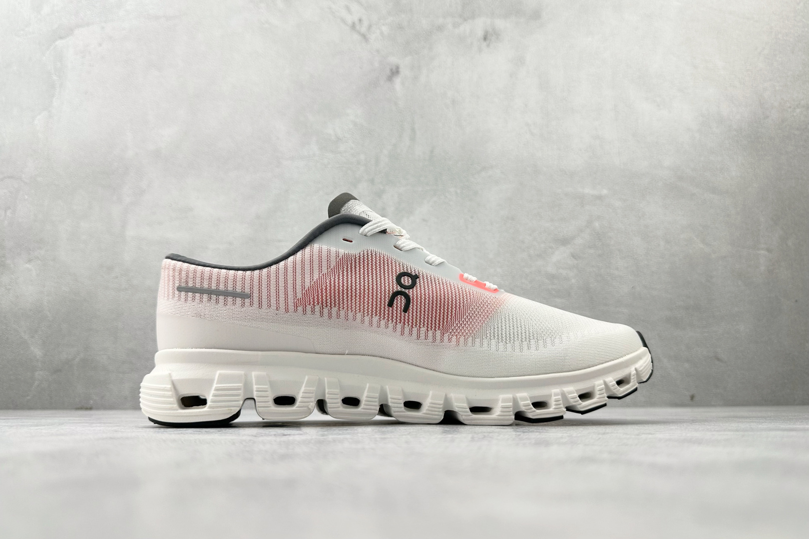 180 On昂跑 Cloud 6 Push 红粉色 3MF1005