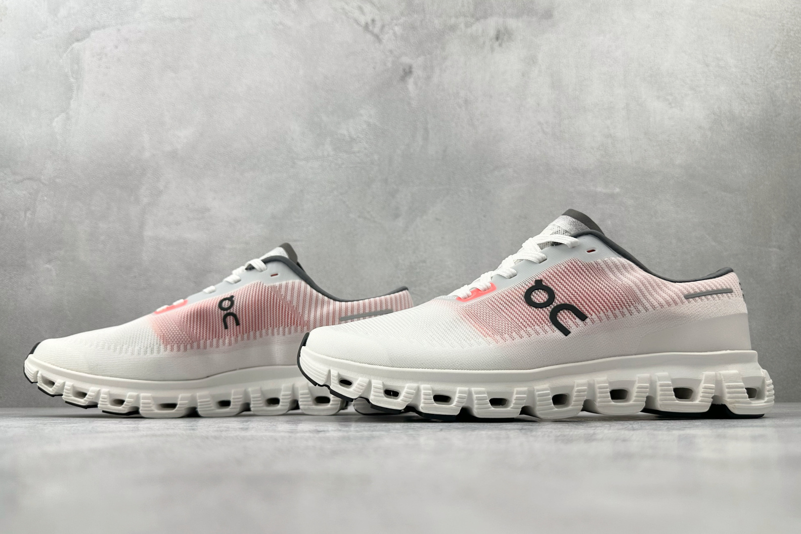 180 On昂跑 Cloud 6 Push 红粉色 3MF1005