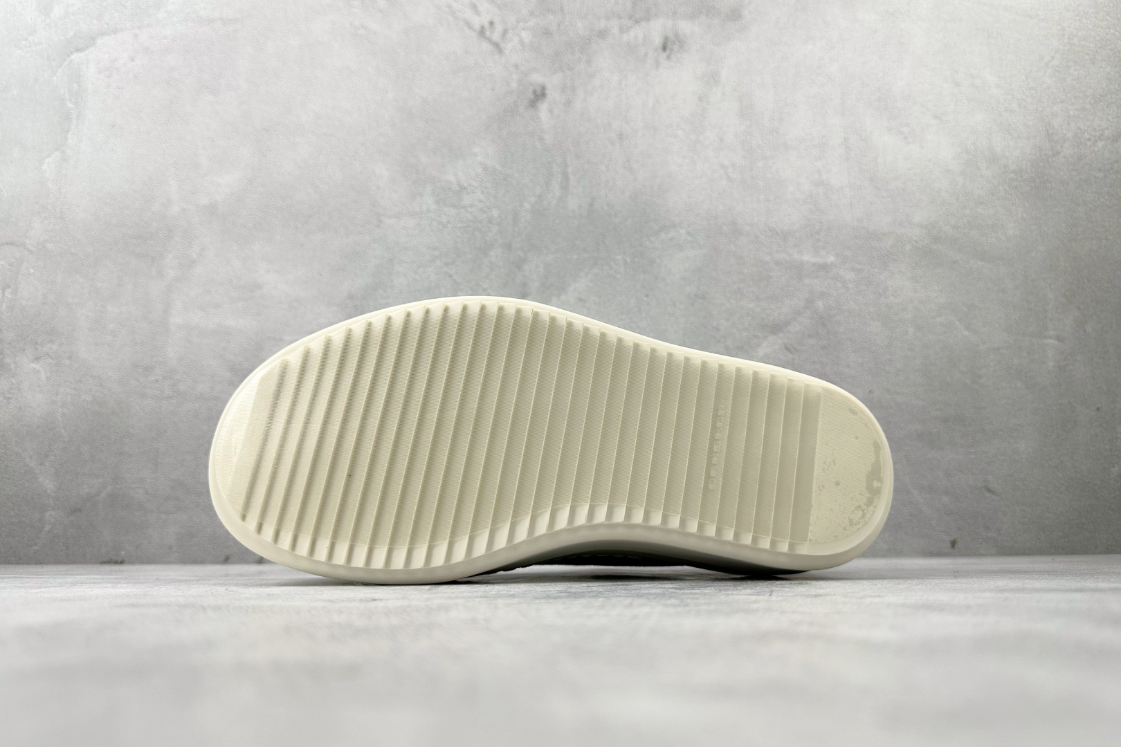 430 RICK OWENS/RO Double Bumper 黑色 DU02E7832BMO-911-Chinese UA Cheap High Quatity Brand Clothes Bags handbags Sneakers wholesale wholesaler seller from China Factory suppliers Fashion Clothing Shoes best Quality Beautiful Price 430 RICK OWENS/RO Double Bumper 黑色 DU02E7832BMO-911