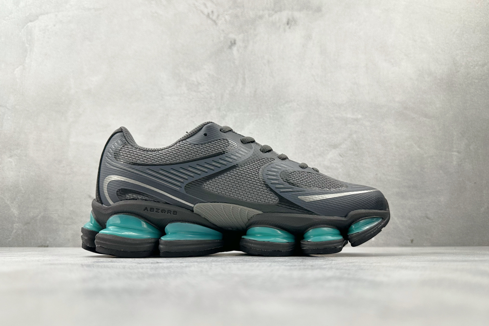 C 版 本地大厂出品 New Balance ABZORB 2000 灰黑货号：U20007PF尺码：3