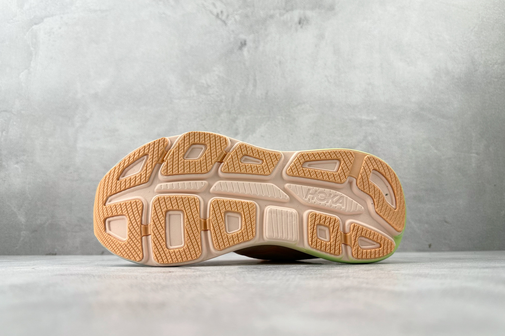 180 平台专供 HOKA ONE ONE Bondi 9 粉色 1162012-FSTP