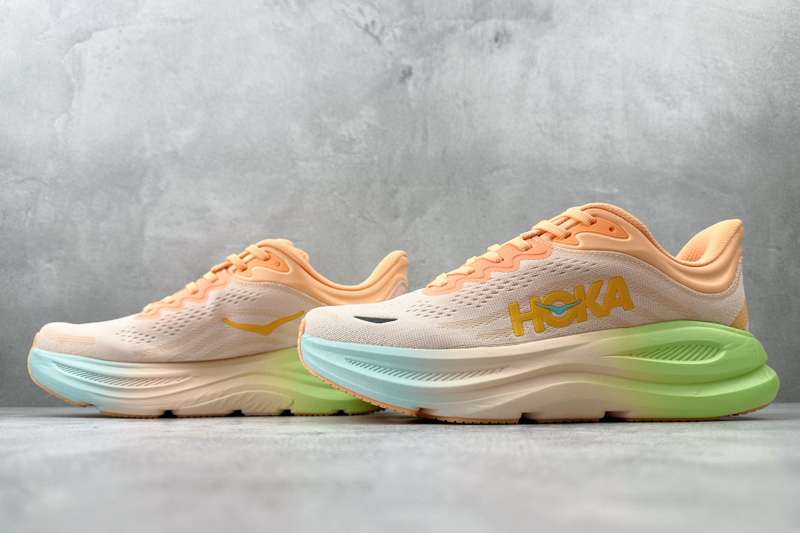 180 平台专供 HOKA ONE ONE Bondi 9 粉色 1162012-FSTP
