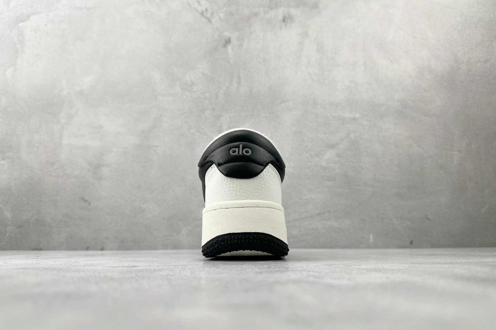 210 alo yoga Recovery Mode 黑白色 A0685U-Black/White