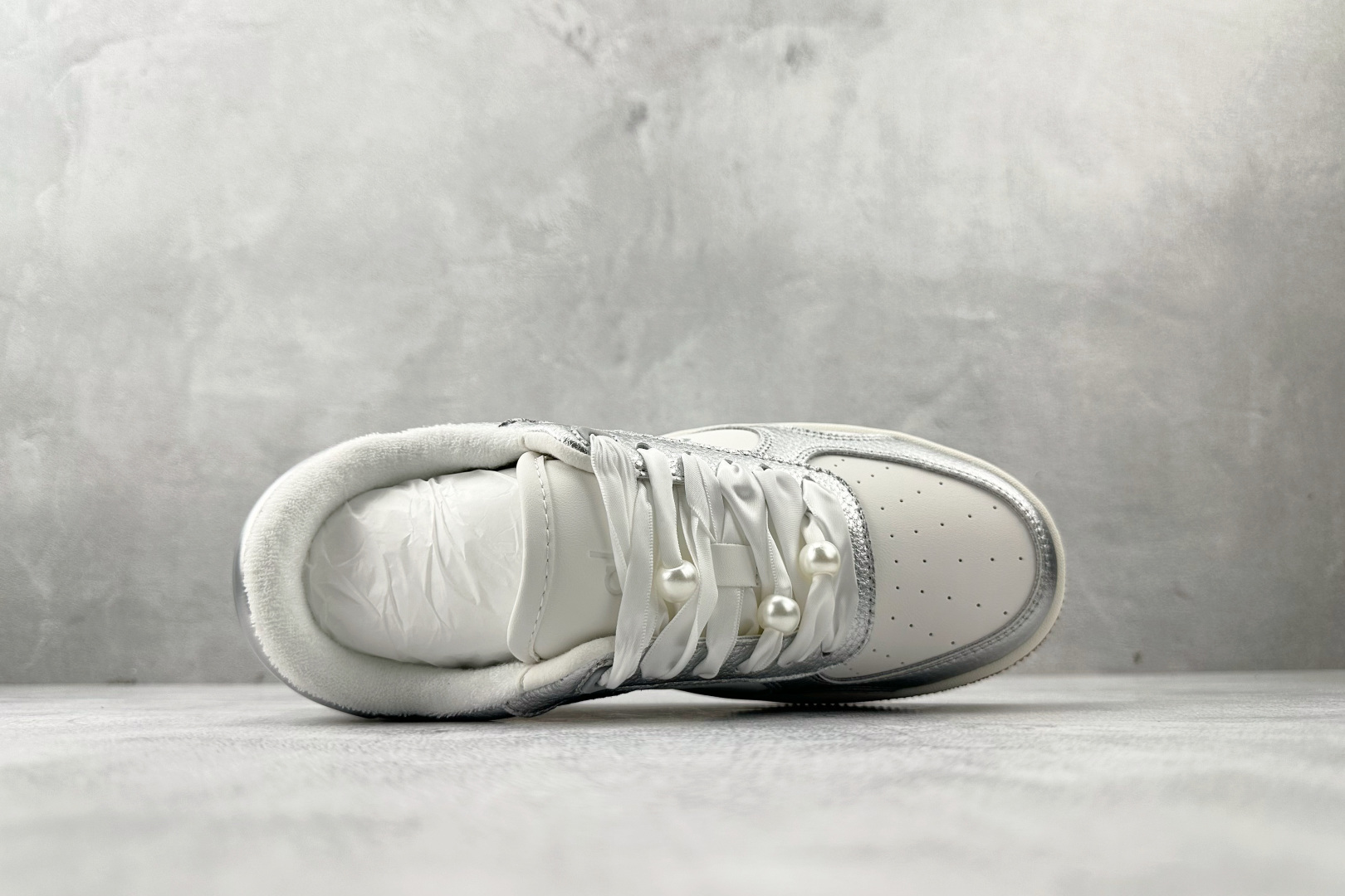 210 alo yoga Recovery Mode 银蝴蝶结 银白 A0685U-White/Gum（Team1002-白月光）