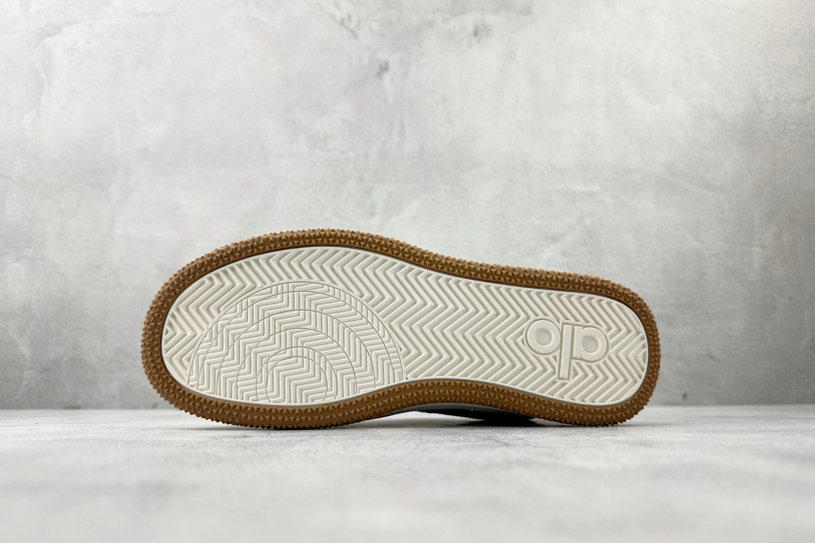 210 alo yoga Recovery Mode 白色 A0685U-White/Gum-Chinese UA Cheap High Quatity Brand Clothes Bags handbags Sneakers wholesale wholesaler seller from China Factory suppliers Fashion Clothing Shoes best Quality Beautiful Price 210 alo yoga Recovery Mode 白色 A0685U-White/Gum