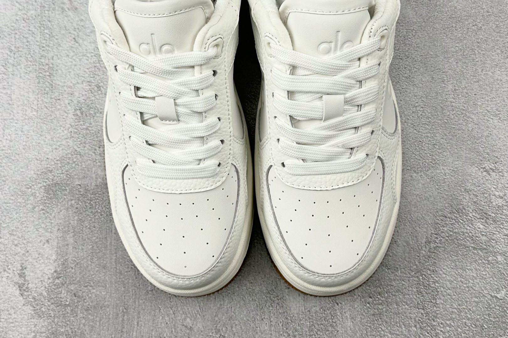 210 alo yoga Recovery Mode 白色 A0685U-White/Gum-Chinese UA Cheap High Quatity Brand Clothes Bags handbags Sneakers wholesale wholesaler seller from China Factory suppliers Fashion Clothing Shoes best Quality Beautiful Price 210 alo yoga Recovery Mode 白色 A0685U-White/Gum