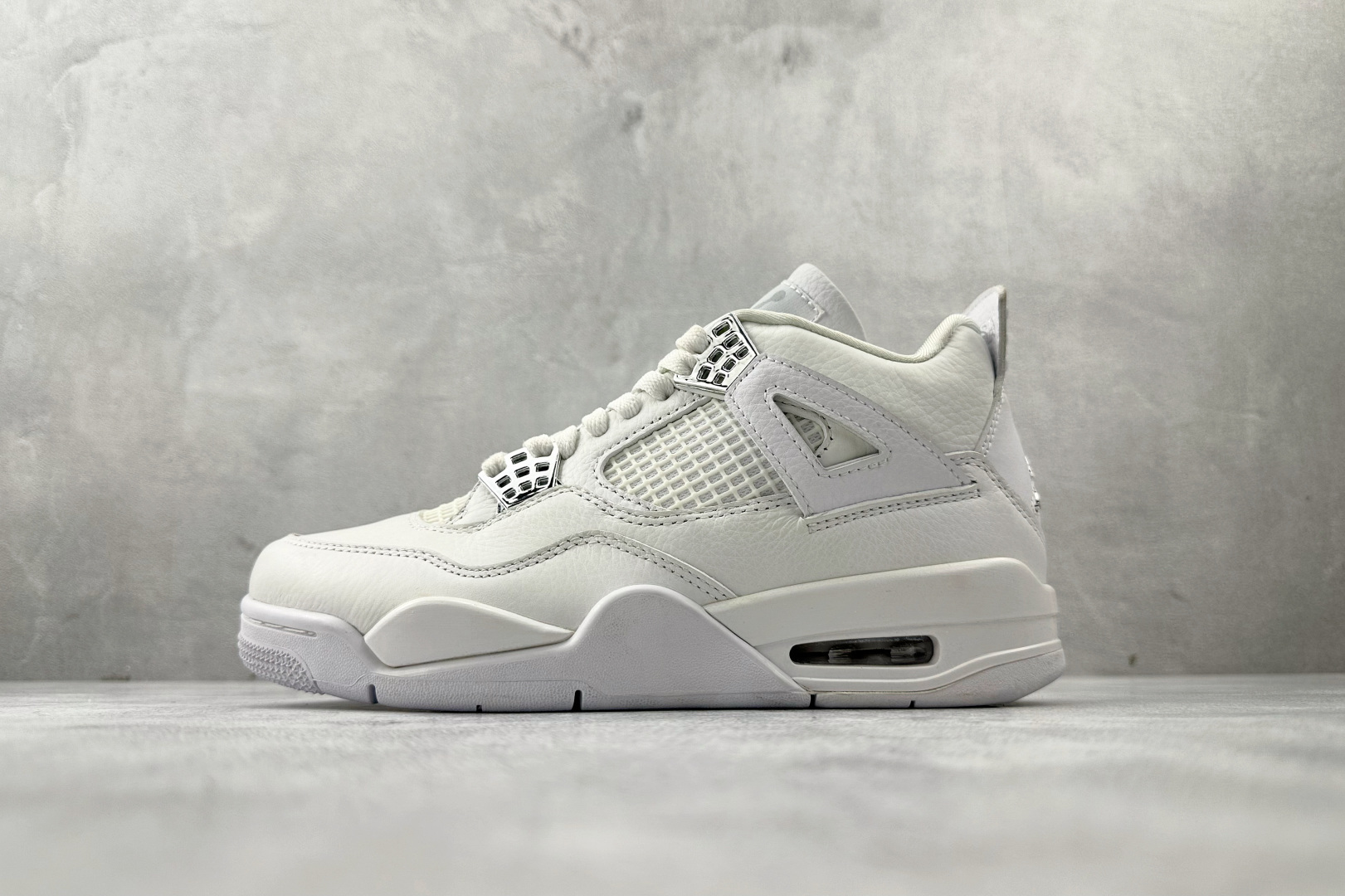 国庆福利特价 GQ纯原 原2xx头层 乳胶鞋垫 清货 版型清洁度无敌 品质放心冲 配色持续更新 Jordan Air Jordan 4 Retro 系列