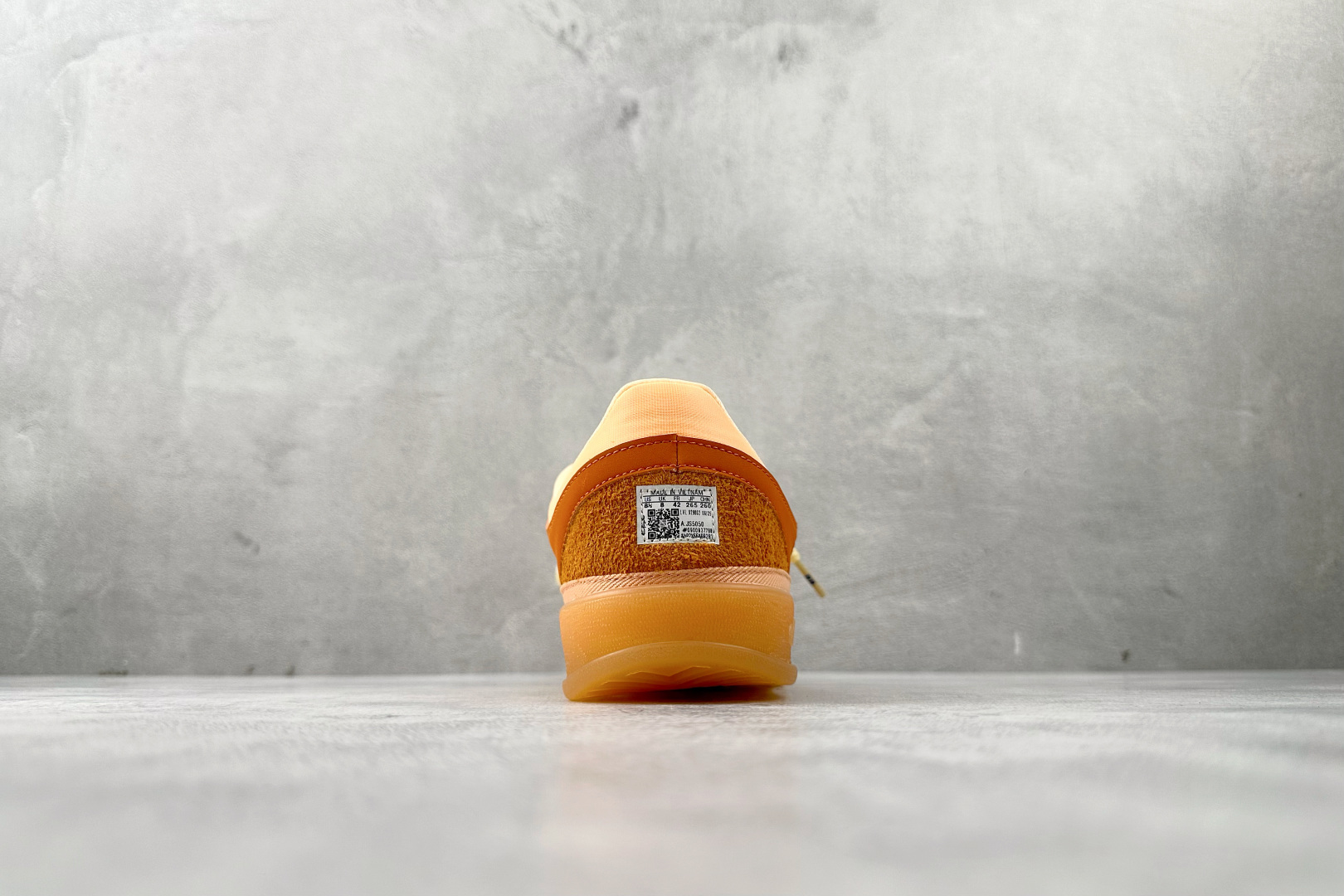 210 Bad Bunny x adidas originals GAZELLE INDOOR 橙色 JS5050