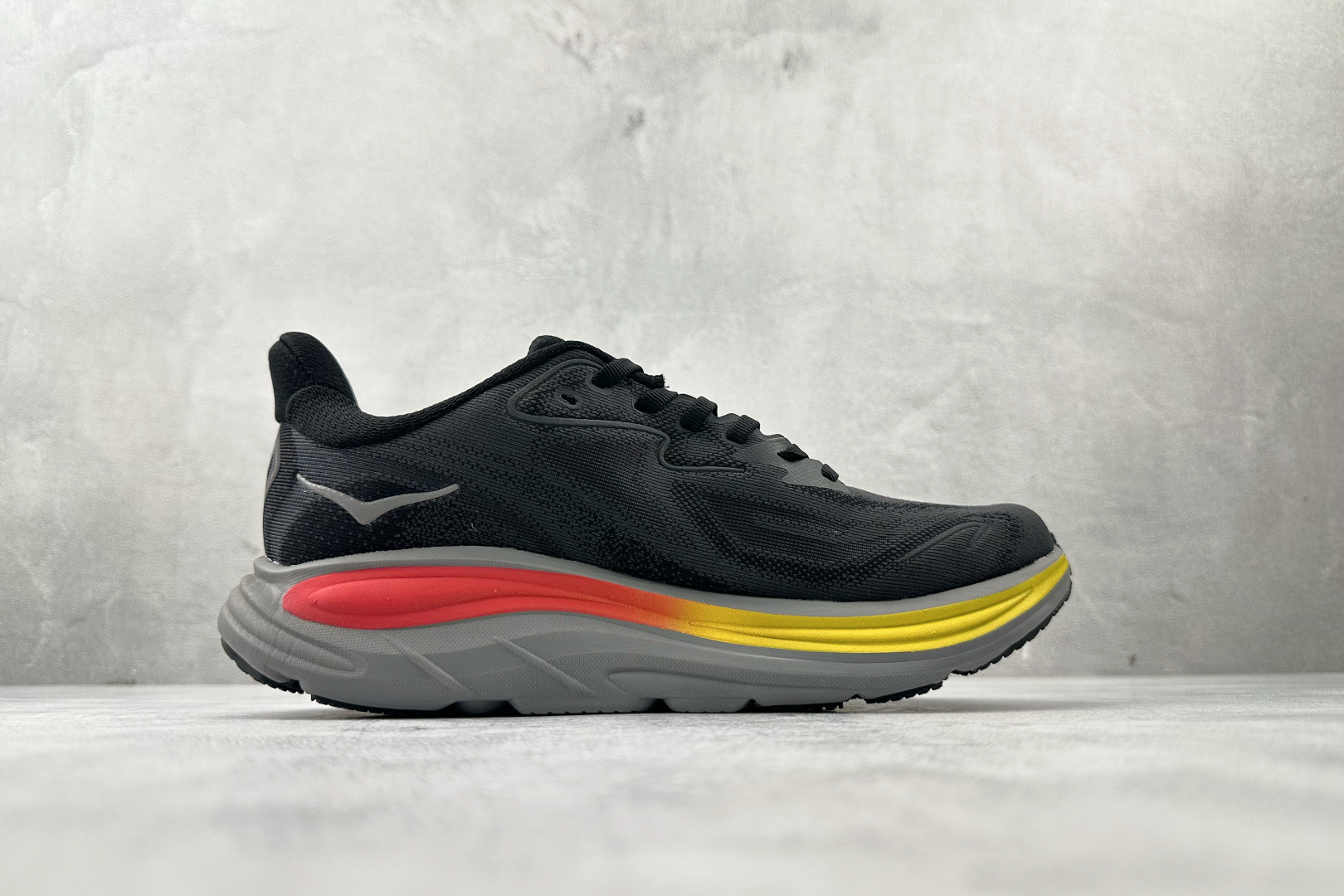 180 平台专供 HOKA ONE ONE CLIFTON 10 黑色 1162030-BKGL