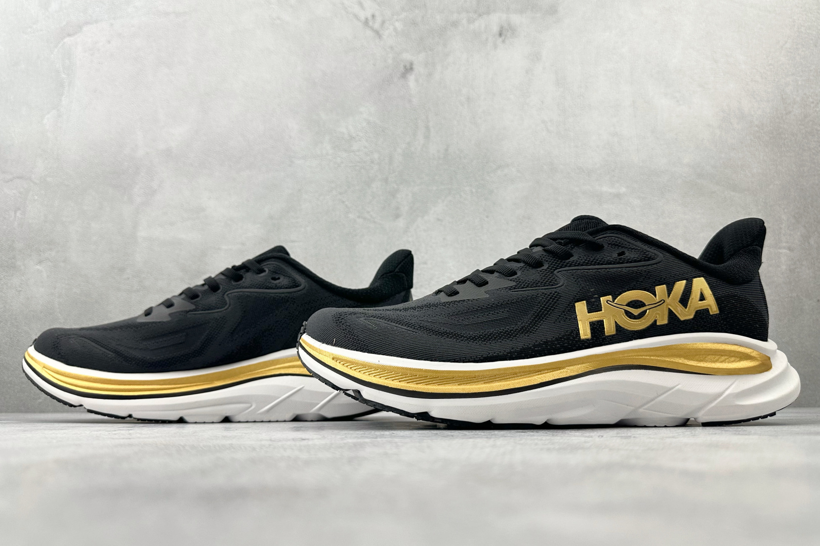 180 平台专供 HOKA ONE ONE CLIFTON 10 黑金色 1162031-BKGD