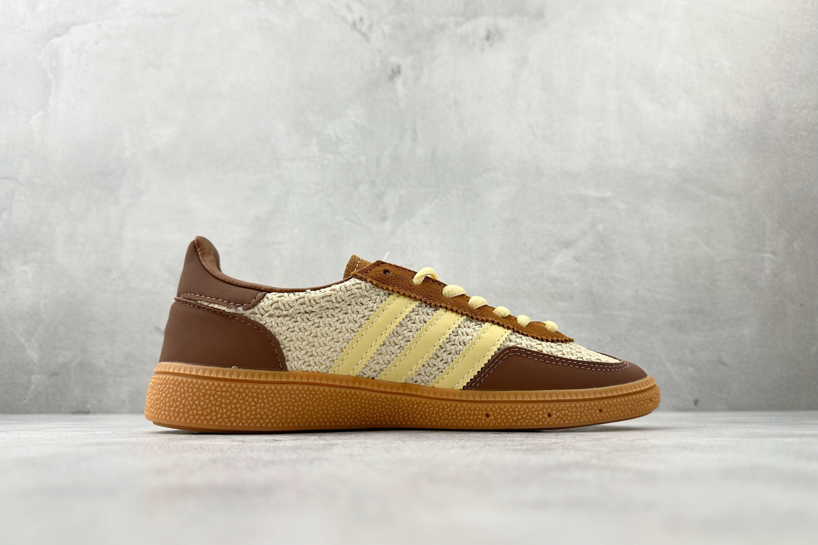 160 出口订单 adidas originals HANDBALL SPEZIAL 棕色 JQ8411