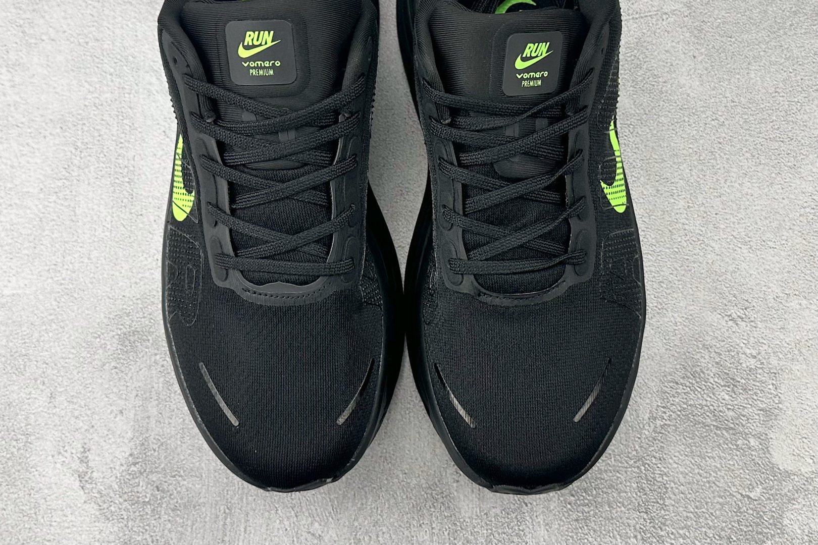 220 Nike Vomero Vomero Premium 黑绿 HQ2050-212