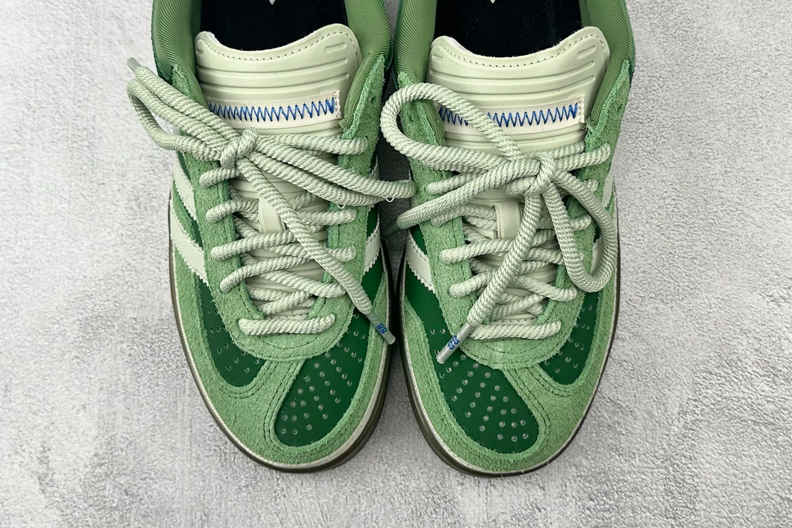 210 Bad Bunny x adidas originals GAZELLE INDOOR 绿色 JS5049