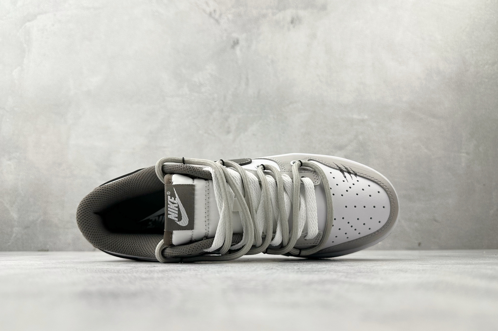 300 定制球鞋 Nike Dunk 灰度法则 灰棕 HF5441-111