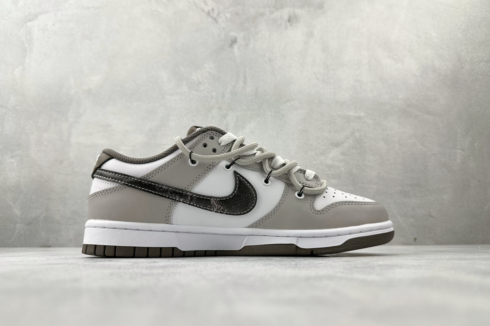 300 定制球鞋 Nike Dunk 灰度法则 灰棕 HF5441-111