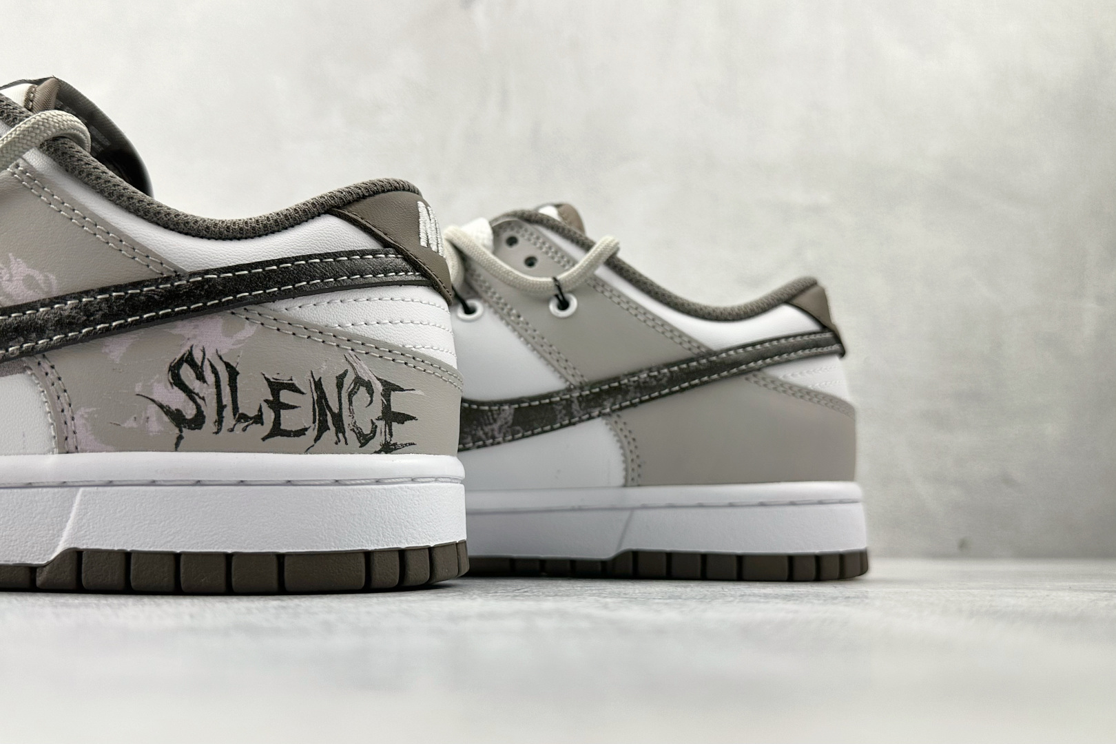 300 定制球鞋 Nike Dunk 灰度法则 灰棕 HF5441-111