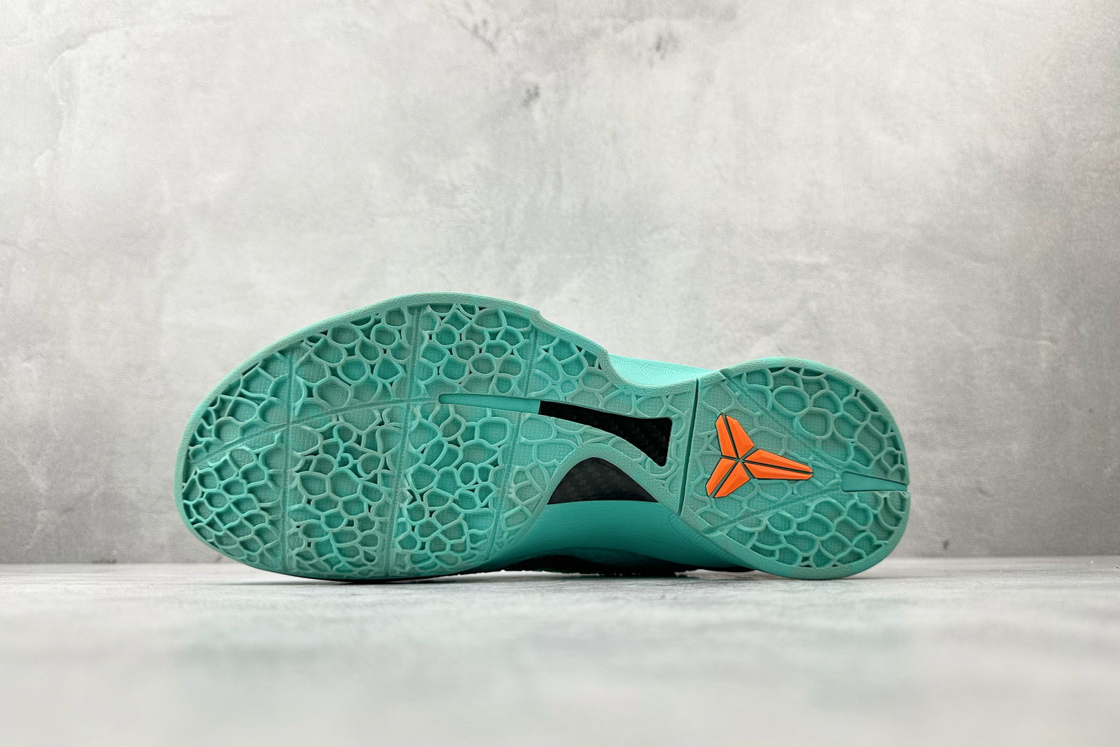 Best 本地Jalen Brunson x Nike Zoom Kobe 6 Protro Statu