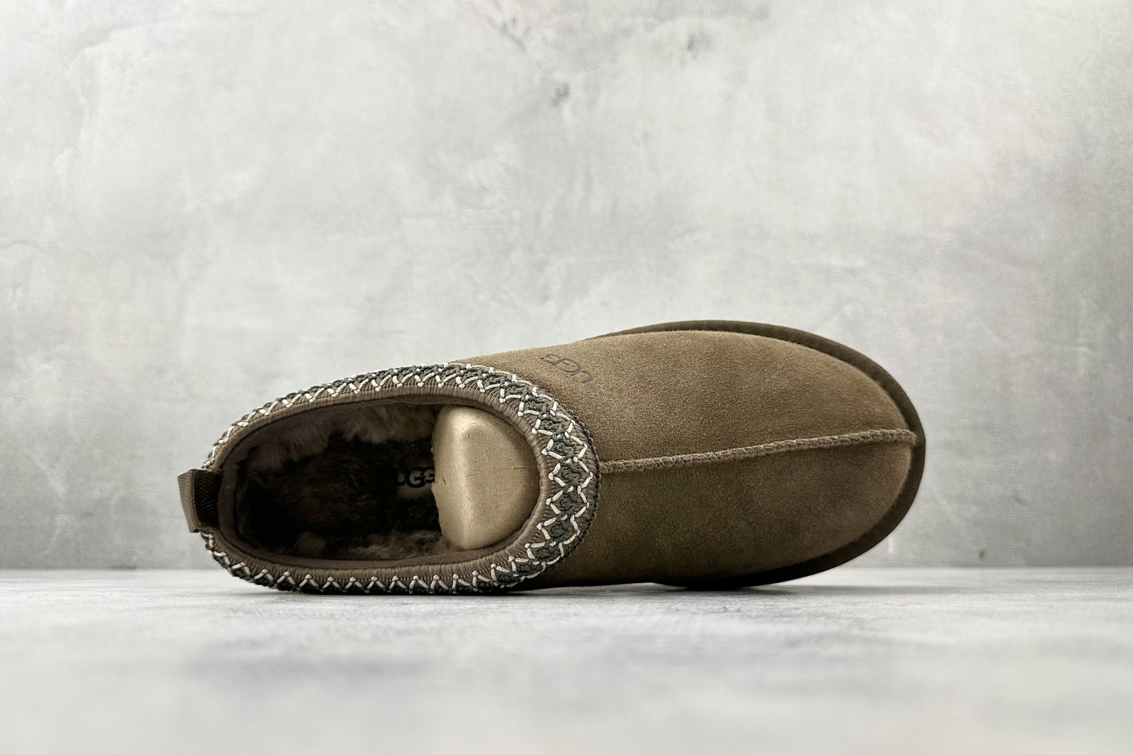 230 UGG Tazz 胡桃木色 1122553-HCK