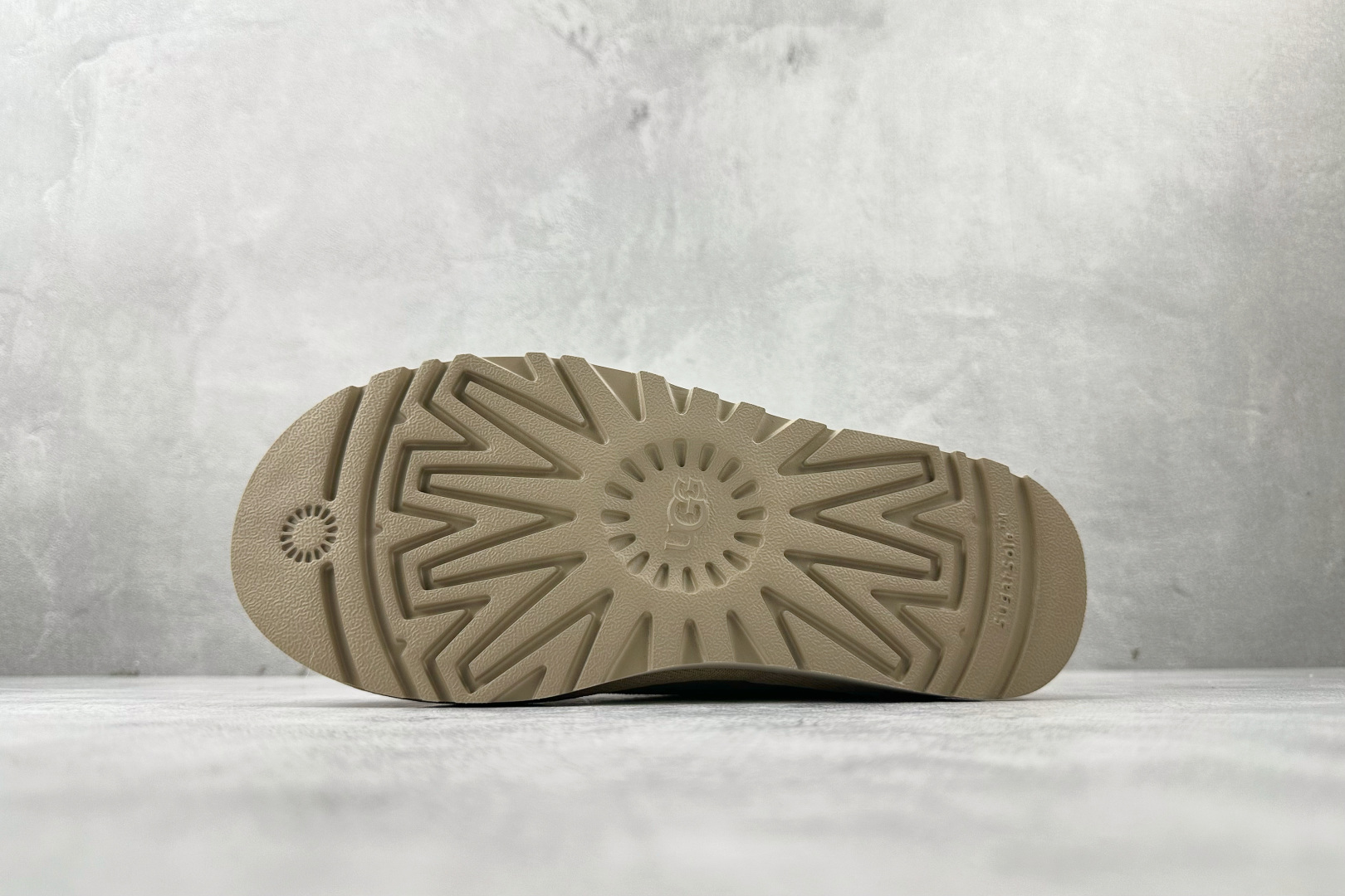 230 UGG Tazz 芥菜籽色 1122553-MDSD