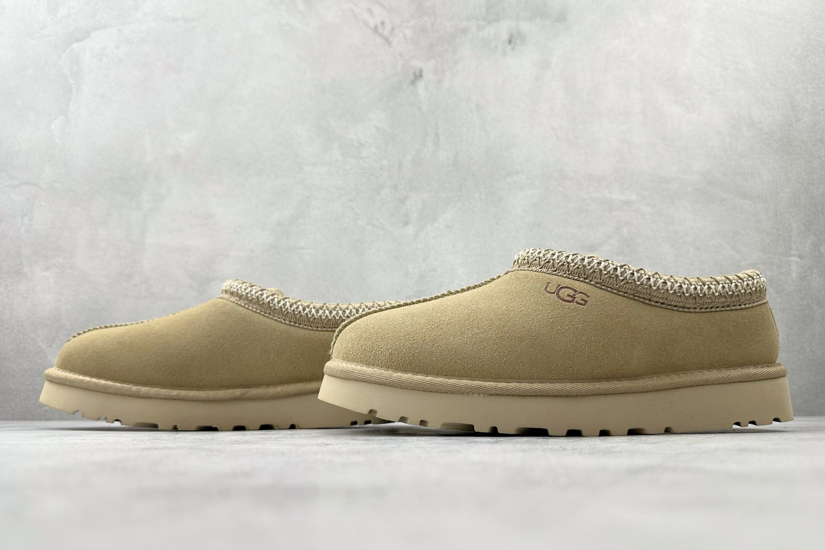 230 UGG Tazz 芥菜籽色 1122553-MDSD