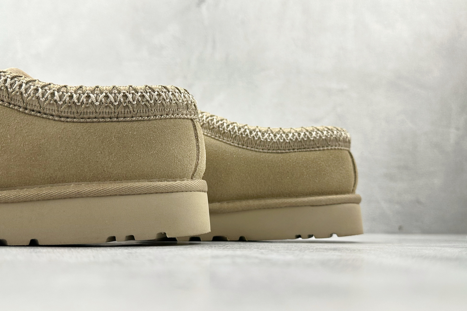 230 UGG Tazz 芥菜籽色 1122553-MDSD